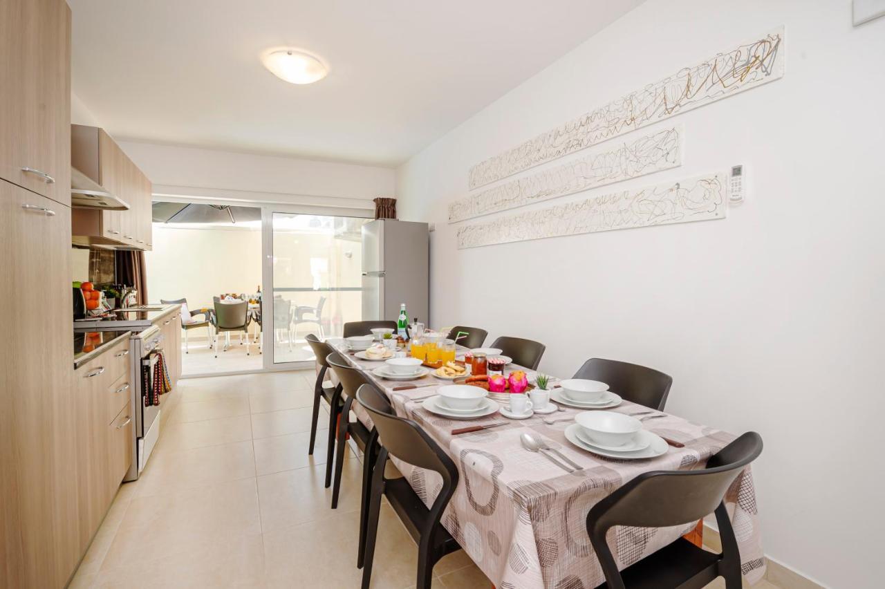 Summer Breeze 3 Bedroom Family Maisonette With Sunny Terrace In Mellieha - By Getawaysmalta Ngoại thất bức ảnh