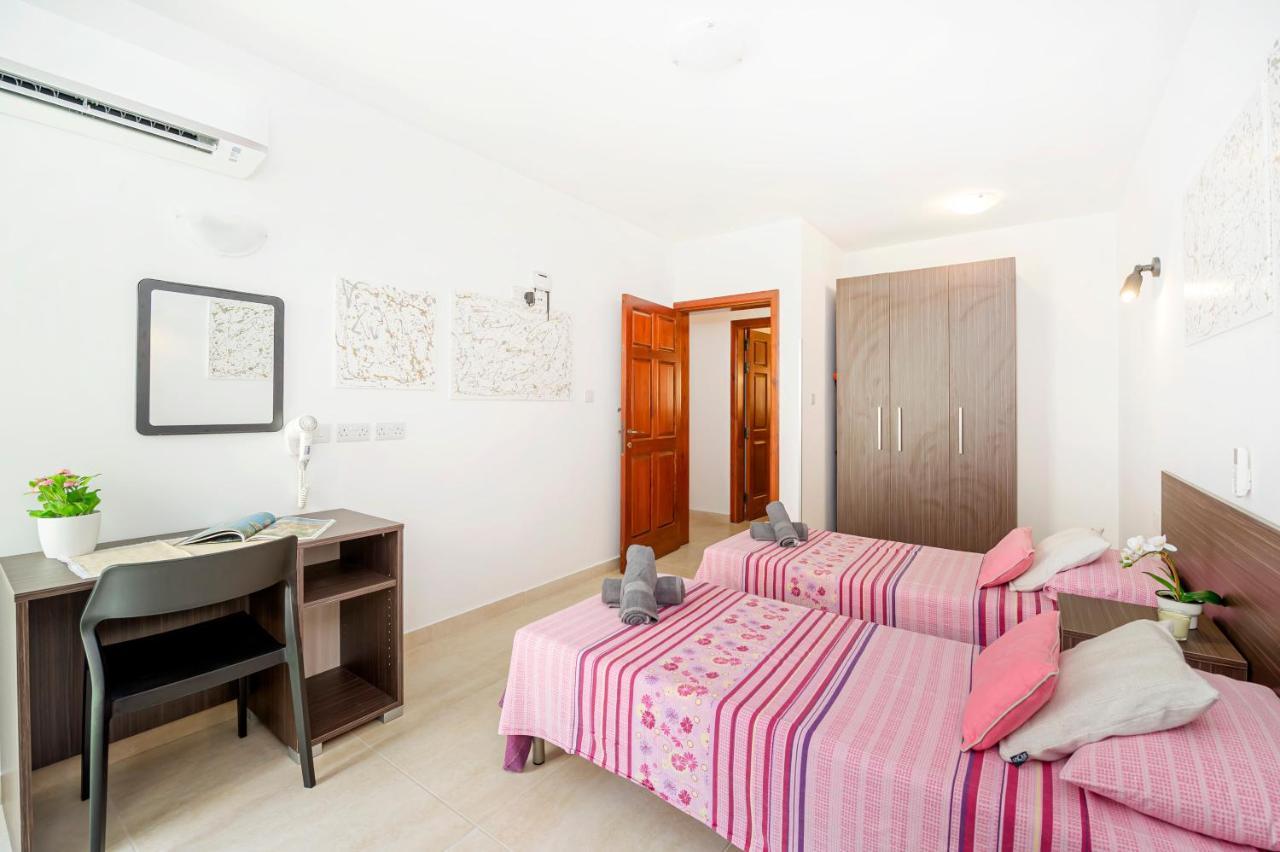 Summer Breeze 3 Bedroom Family Maisonette With Sunny Terrace In Mellieha - By Getawaysmalta Ngoại thất bức ảnh