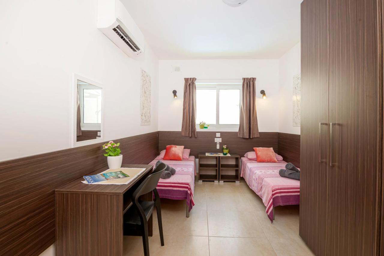 Summer Breeze 3 Bedroom Family Maisonette With Sunny Terrace In Mellieha - By Getawaysmalta Ngoại thất bức ảnh